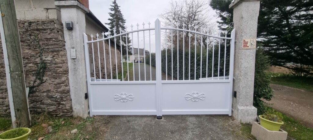 Fermetures Connect PORTE ENTREE Portailaluimitationferforge